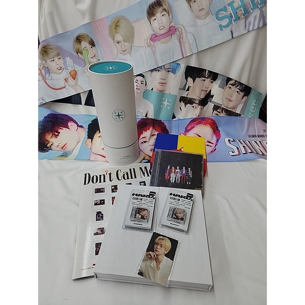Shinee K Pop Fan Lot Merchandise SMini Fanlight CDs Banners  As Pictured